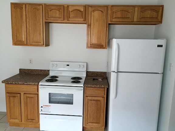 2nd image of 4232 Ulloa St