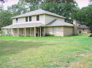 17110 Grey Oaks Dr, Conroe, TX 77385
