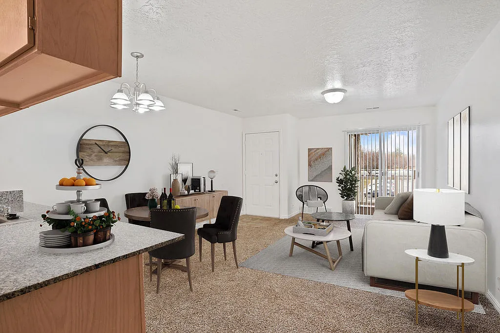 Highland Pointe Apartments — Photo 2