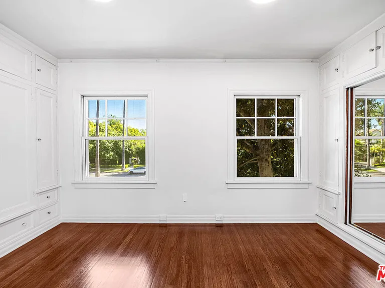 809 N Bedford Dr — Photo 29