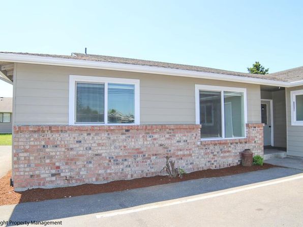 1313 Main St #D