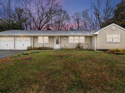 5 Box Place, Hauppauge, NY, 11788