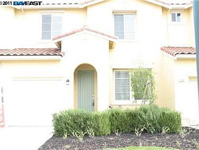 1st image of 362 Karelian St