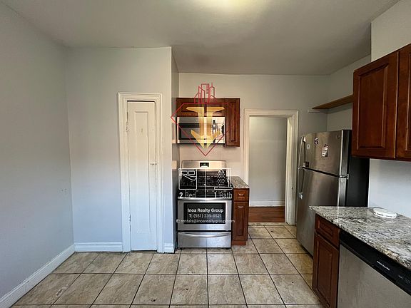2nd image of 315-317 Fairmount Ave #E3