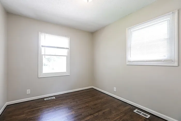 833 N Ponca Dr — Photo 7