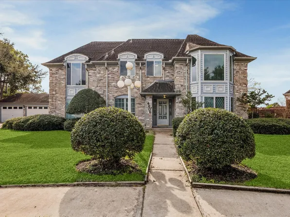 4606 Santiago St, Pasadena, TX 77504