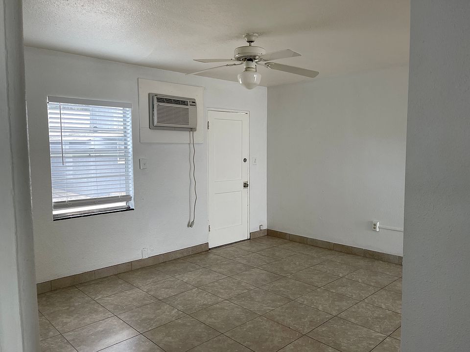 1st image of 1316 E Gore St APT B