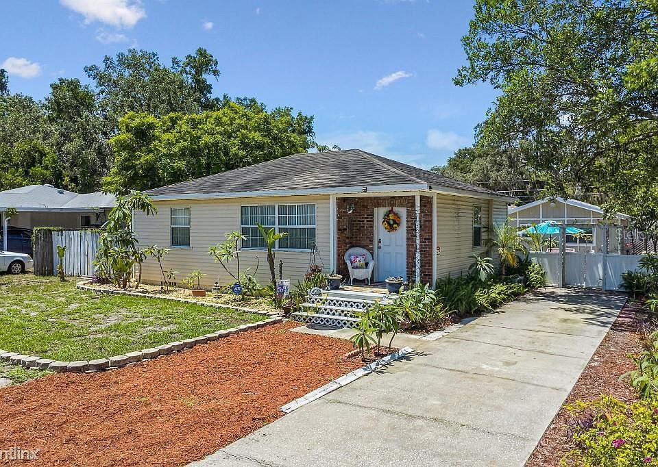 1st image of 1226R Aloha Ln