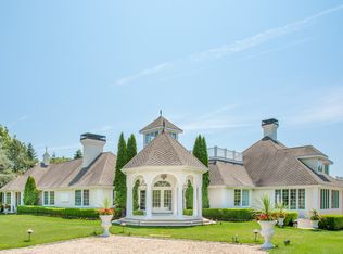 2 Halsey Farm Dr, Southampton, NY 11968