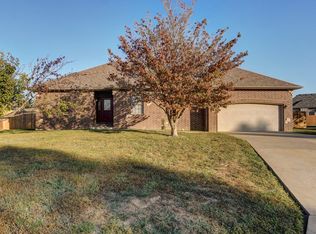 5516 N 11th Ave, Ozark, MO 65721