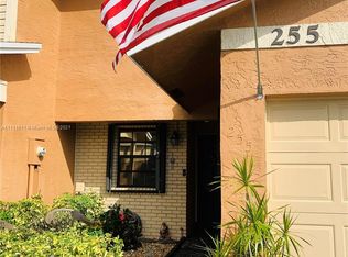 255 NW 106th Ter #255, Pembroke Pines, FL 33026