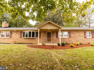9285 Luftschloss Dr, Pomfret, MD