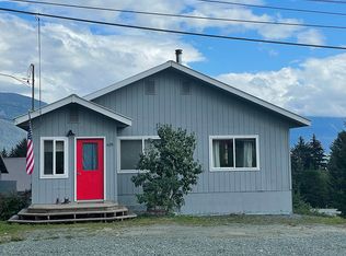 428 Young Rd, Haines, AK 99827