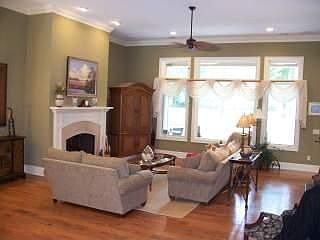 2nd image of 99 Wedgefield Dr