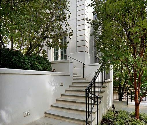 3rd image of 607 Walsing Dr