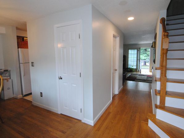 7 Meadowview Cir