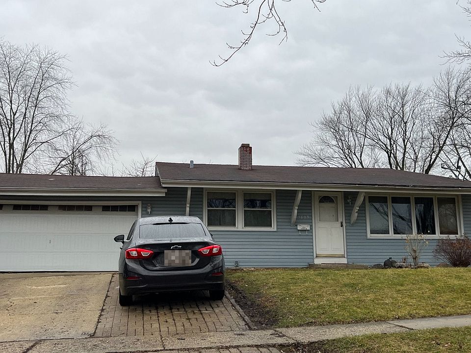 2nd image of 1825 Endicott Cir