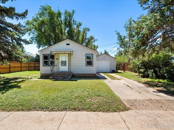 1014 Shield St, Laramie, WY 82072