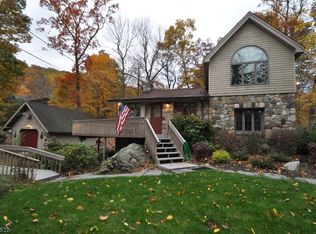 56 Lake Shore Dr, Montville, NJ 07045