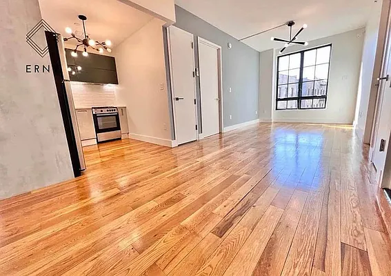 Rented by ERNY LLC | media 9