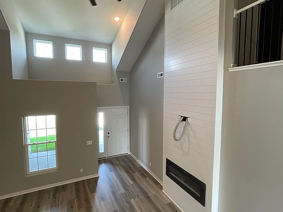 5th image of 23813 Harvet Heights Cir