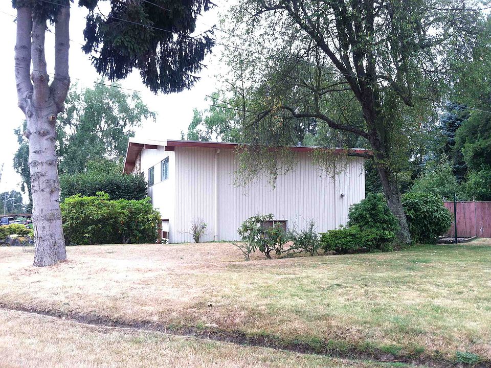 2nd image of 7227 26th Ave NE