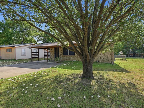 5th image of 2050 Avon Dr