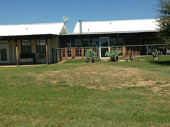 3rd image of 519 County Road 377