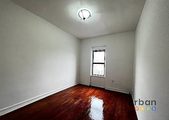 4th image of 307 Malcolm X Blvd #3Q