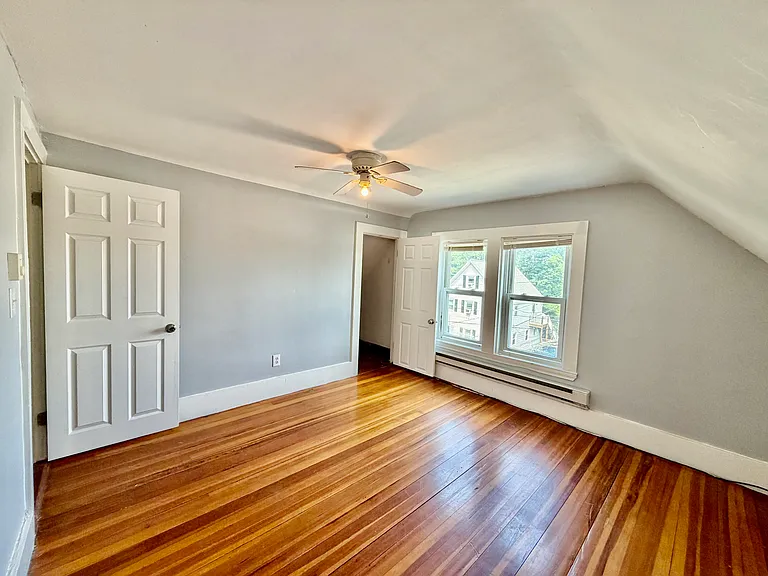 32 Stedman Ave #B1 — Photo 16