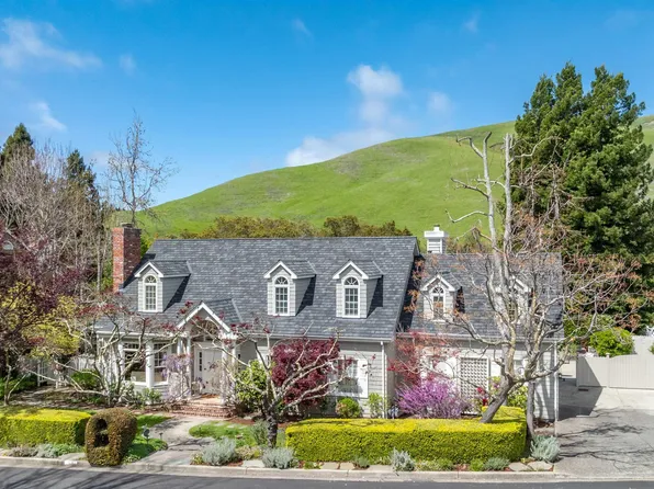 13 Merrill Dr, Moraga, CA 94556