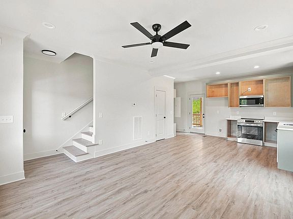2nd image of 6624 Sandswitch Rd