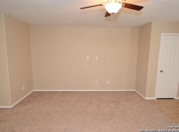 4th image of 8915 Oakwood Park