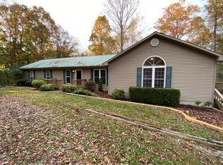 686 Clear Springs Rd, Columbia, KY 42728