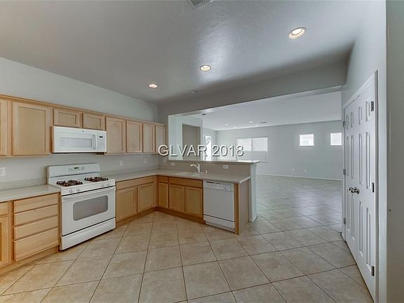 4th image of 6829 Woodland Vase Ct