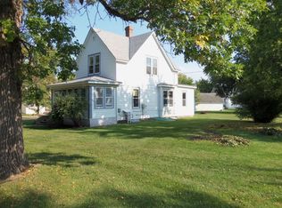 376 Lion Ave, Hancock, MN 56244