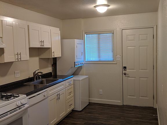2nd image of 2820 Almaden Expy APT 3