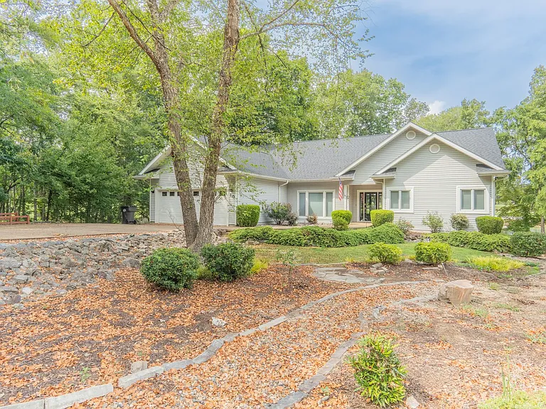 10 Lindura Ln — Photo 38