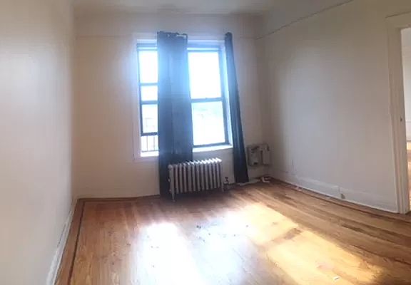 4th image of 2970 Ocean Ave #33