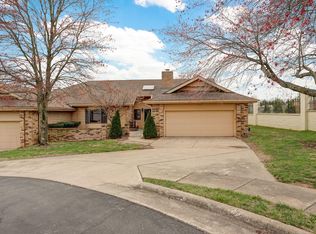3610 E Cromwell Ct, Springfield, MO 65802