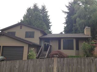 1012 NE 105th St, Seattle, WA 98125
