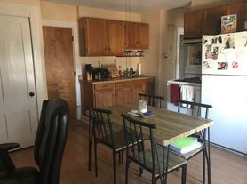 130 Central St, Manville, RI