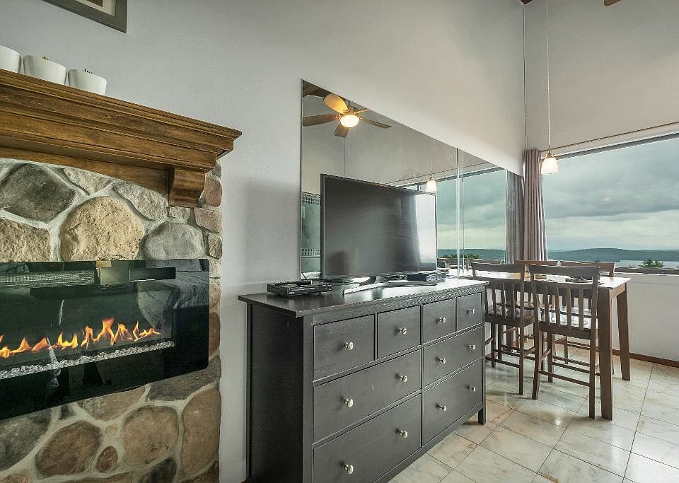 1st image of 375 Endicott Street N #401