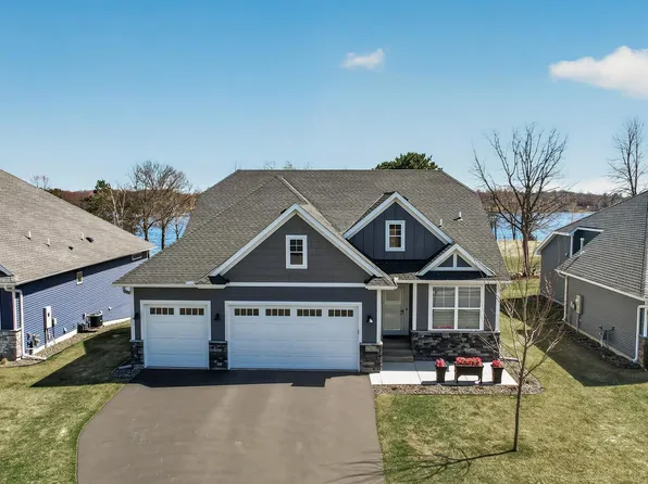 25415 Farmstead Ln, Wyoming, MN 55092