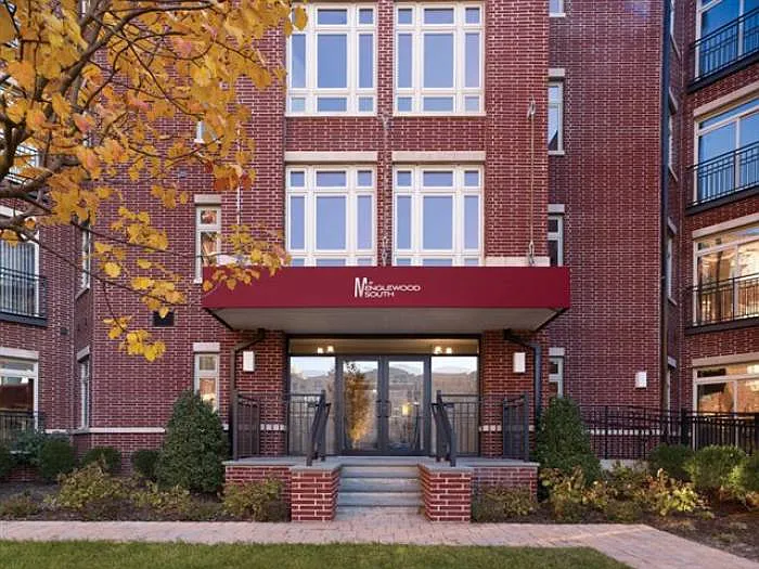 2207 Riverview Ave #207 photo 1
