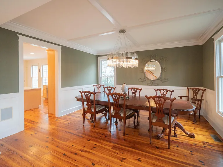 1454 Appling Dr — Photo 30