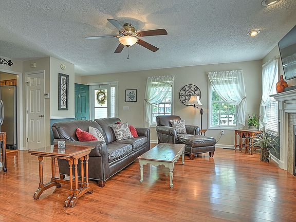 5th image of 108 Bentwood Ln