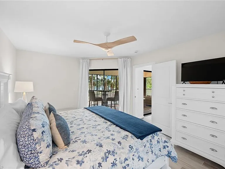 1808 Kings Lake Blvd #203 — Photo 21