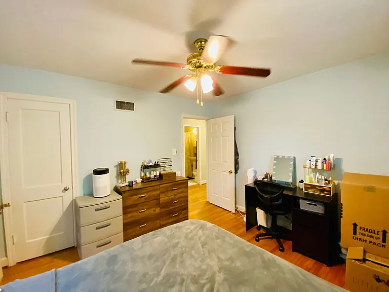 6406 Kensington Ave — Photo 20