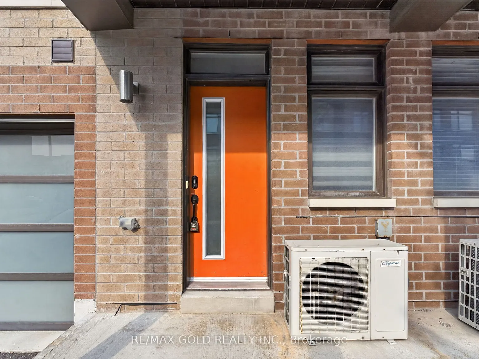 2 bed, $2,600 — Photo 4